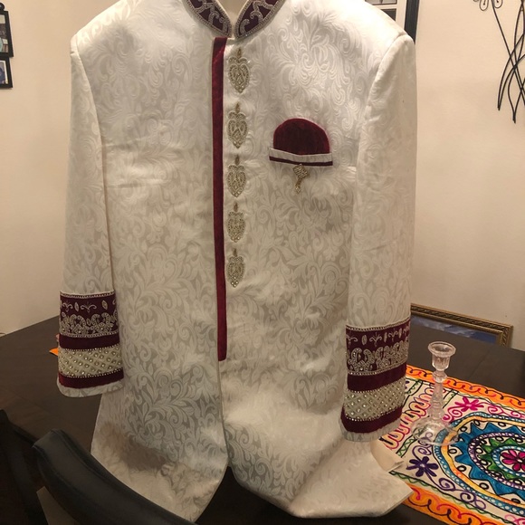 Valvet Blazer - Picture 2 of 4